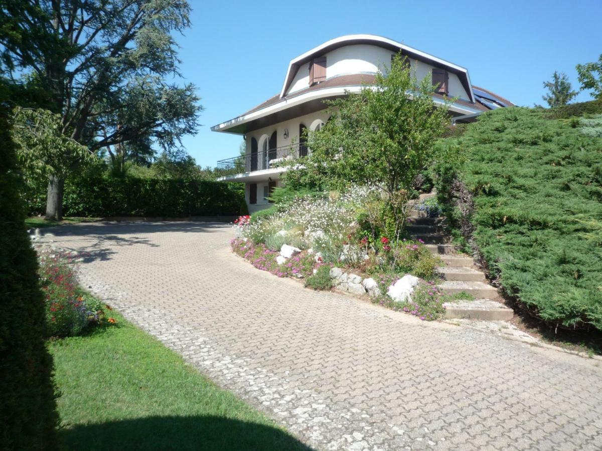 Bed and Breakfast La Maison Des Bonheurs Rillieux-la-Pape Exterior foto